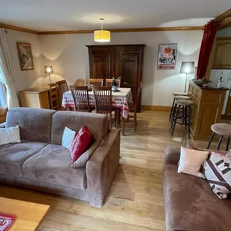 Large In - Close To The Slopes *